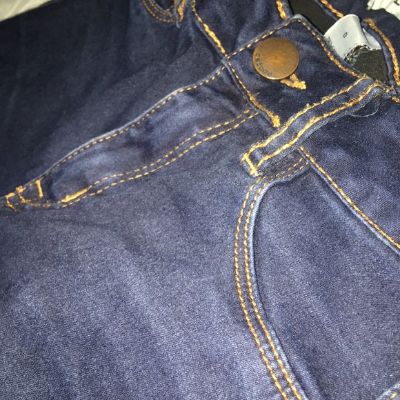 Jeans - Picture 4 of 4